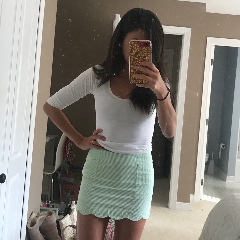 Lilly pulitzer pinstripe skort size 00